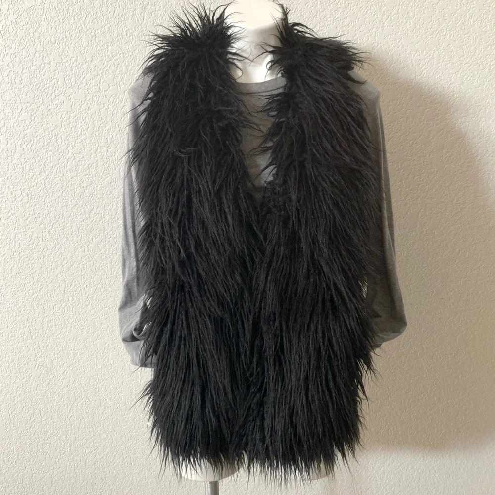CAbi Shaggy Faux Fur Black Vest Size XS - Picture 2 of 8